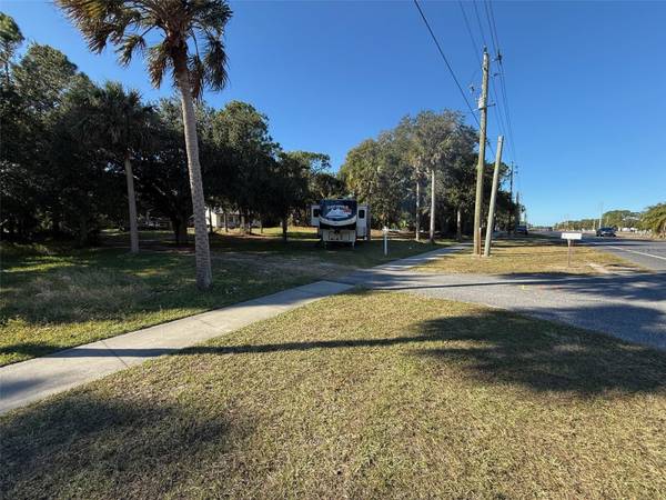 3258 S RIDGEWOOD AVE, Edgewater, FL 32141