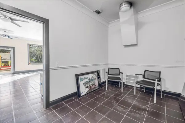 208 MAGNOLIA ST New Smyrna Beach, FL 32168