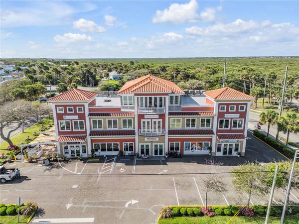 701 E 3RD AVE #4, New Smyrna Beach, FL 32169