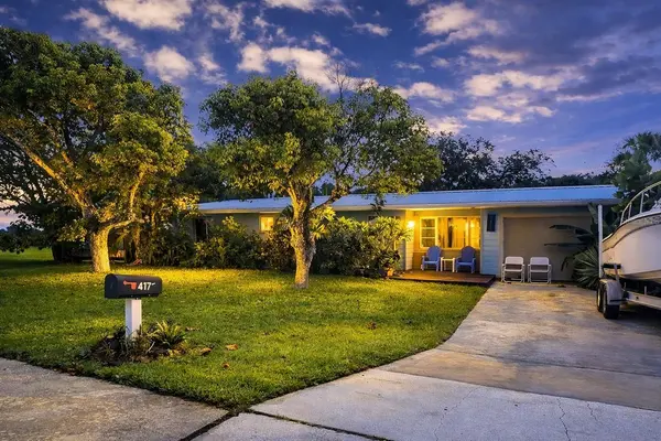 617 GOODWIN AVE, New Smyrna Beach, FL 32169