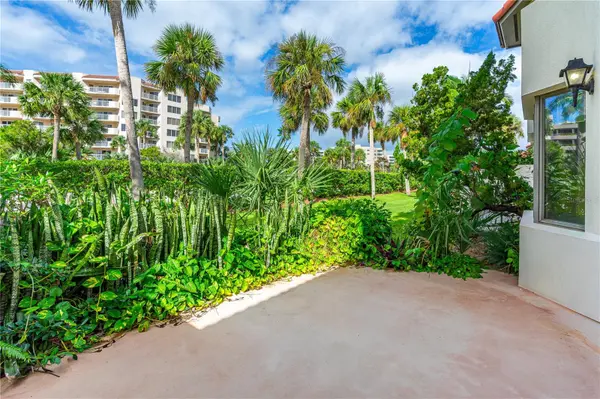2966 OCEANS TRCE, Daytona Beach Shores, FL 32118