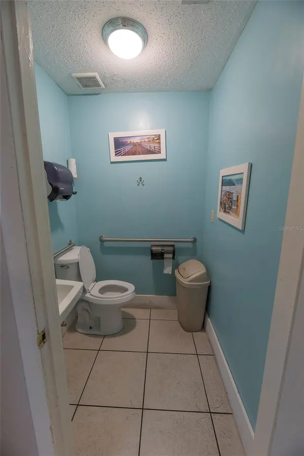 966 REED CANAL RD, South Daytona, FL 32119
