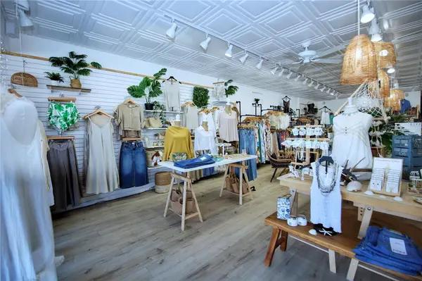 413 FLAGLER AVE, New Smyrna Beach, FL 32169