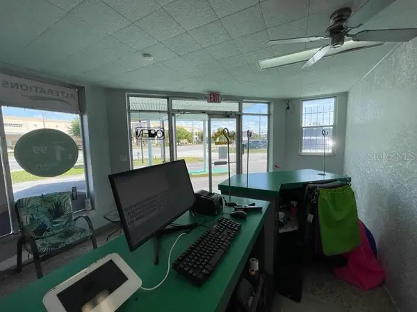 4000 OLD WINTER GARDEN RD, Orlando, FL 32805