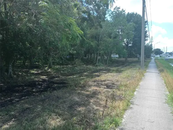 1427 N SEMORAN BLVD, Orlando, FL 32807