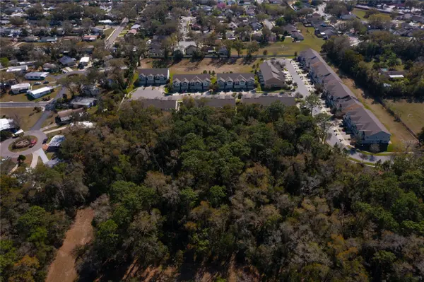 E. 10th Street COUNTRYMEN COURT., Apopka, FL 32703