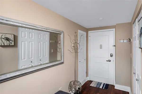 1212 BENJAMIN FRANKLIN DR #303, Sarasota, FL 34236