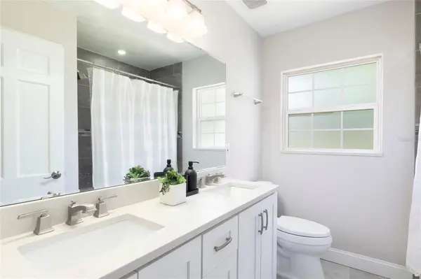 5233 LAKE HOWELL RD, Winter Park, FL 32792