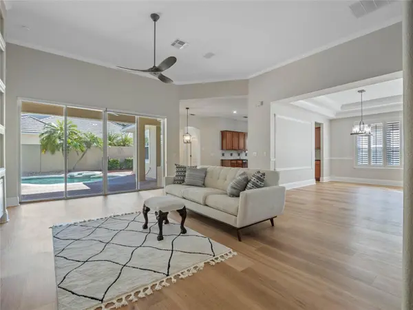 10531 HOLLY CREST DR, Orlando, FL 32836