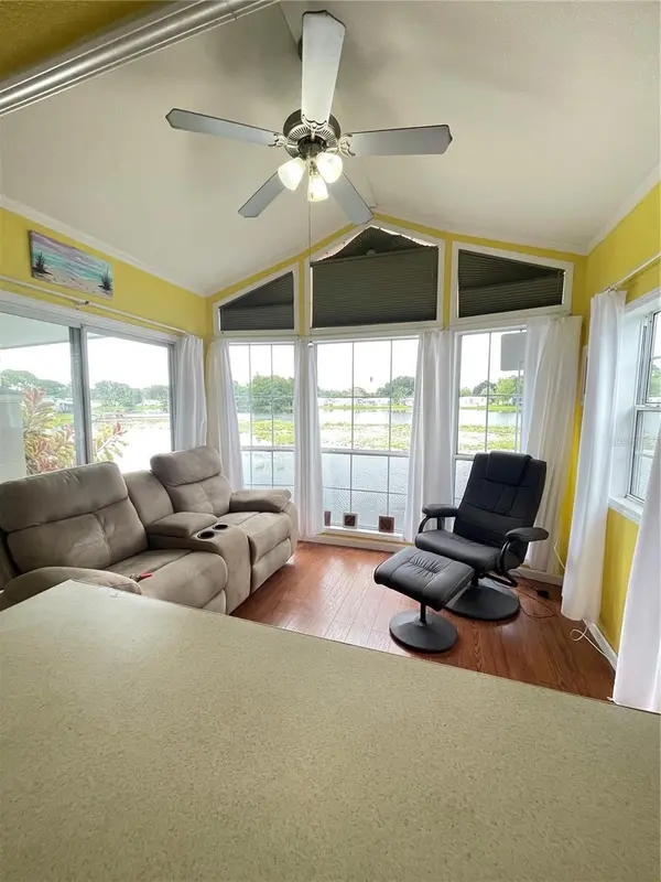 92 EAGLE PT S, Osteen, FL 32764