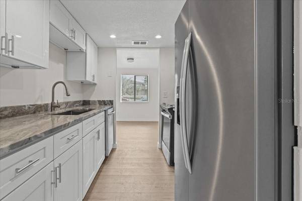 4945 SANOMA VLG #B, Orlando, FL 32808