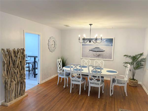 1963 RIPON DR, Clearwater, FL 33764