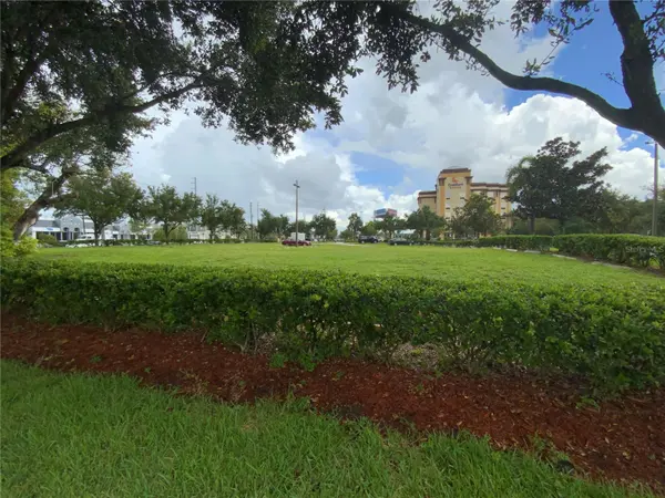 1936 MCCOY RD, Belle Isle, FL 32809