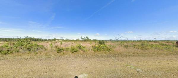 522 PORTULACA DR, Indian Lake Estates, FL 33855