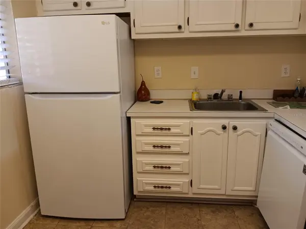 2860 N POWERS DR #133, Orlando, FL 32818