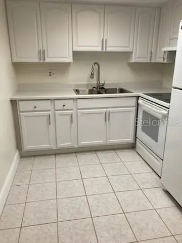 914 LAKE DESTINY RD #H, Altamonte Springs, FL 32714