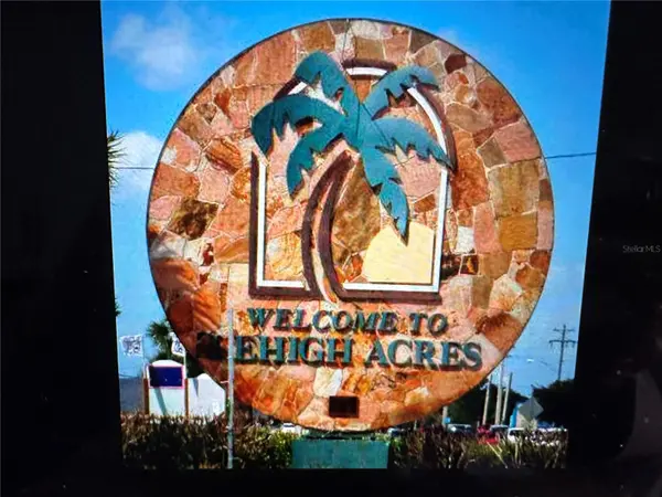 2817 56TH ST W, Lehigh Acres, FL 33971