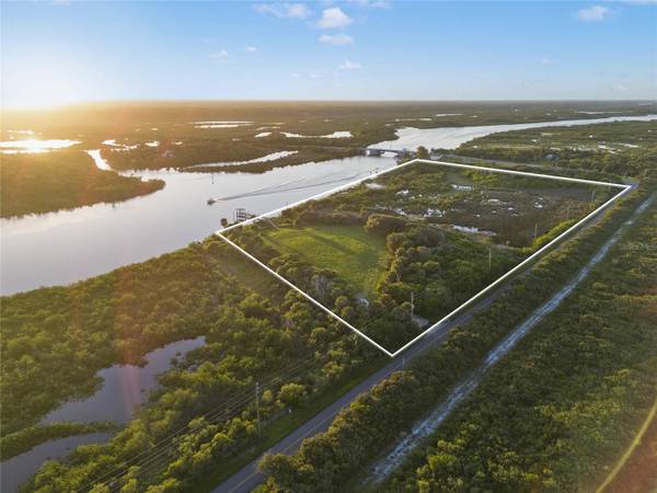 4310 JOHN ANDERSON DR, Ormond Beach, FL 32176