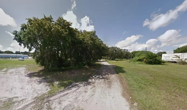 60 E ST, Lake Wales, FL 33898