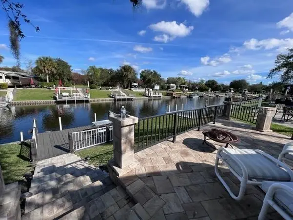 436 WATERWAY DR, River Ranch, FL 33867