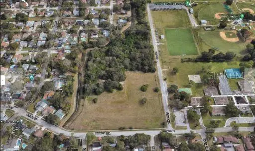 1 ARMAND DR, Tampa, FL 33634