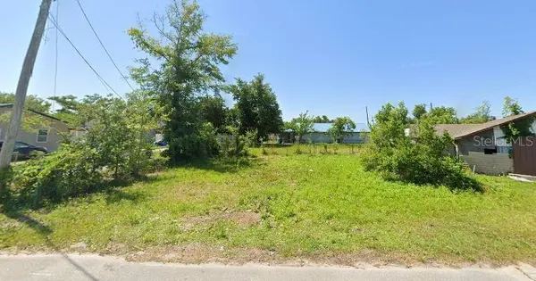 2702 E 9TH ST, Panama City, FL 32401