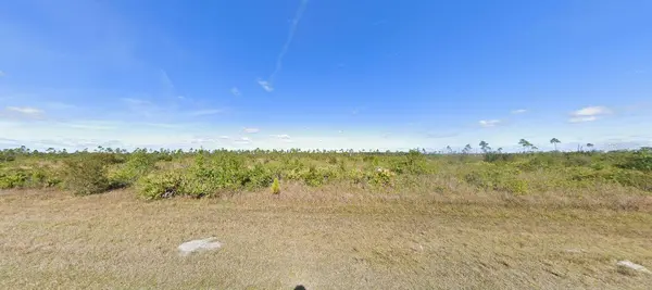 306 CALENDULA DR, Indian Lake Estates, FL 33855