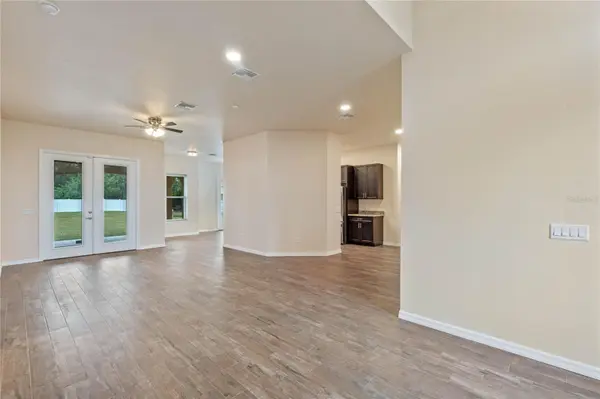 1943 SIPES AVE, Sanford, FL 32771
