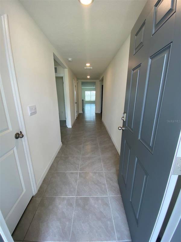 8864 SW 49TH CIR, Ocala, FL 34476