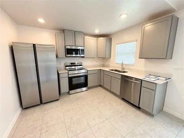 137 MAPLE DR W, Kissimmee, FL 34759