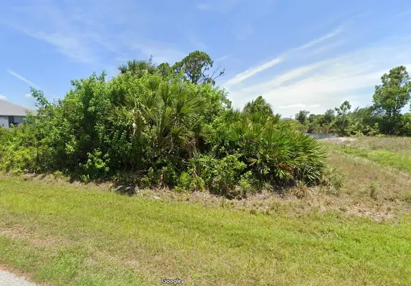 15664 ALDAMA CIR, Port Charlotte, FL 33981