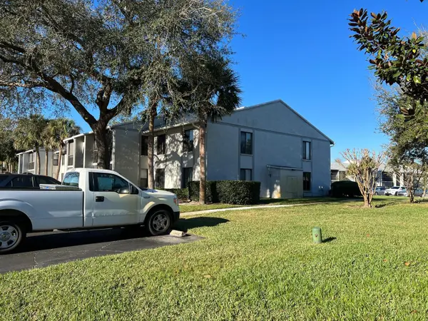 1324 S PINE RIDGE CIR #D2, Sanford, FL 32773
