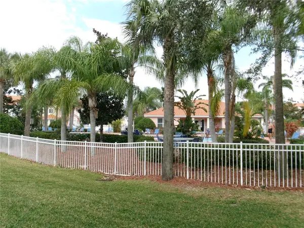 1285 S SOUTH BEACH CIRCLE CIR, Kissimmee, FL 34746