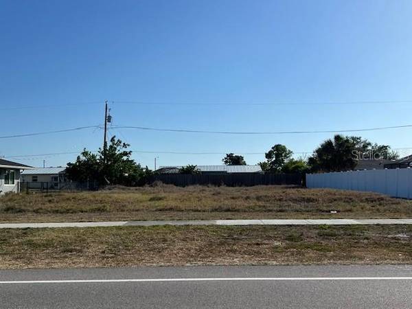 2491 LAKE VIEW BLVD, Port Charlotte, FL 33948
