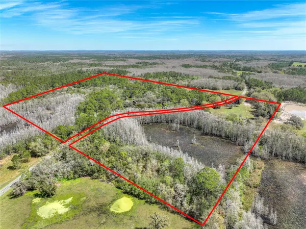 3939 LAKE ERIE RD, Groveland, FL 34736