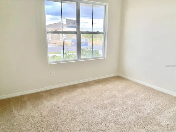 2637 ROWAN ST, Tavares, FL 32778