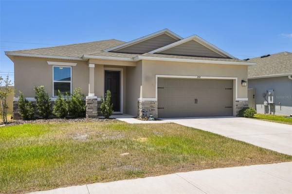292 SPIRIT LANDINGS CIR, Winter Haven, FL 33880