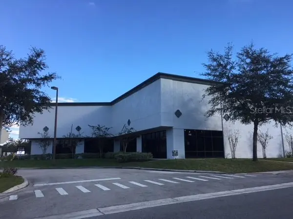 6859 EDGEWATER COMMERCE Pkwy, Orlando, FL 32810