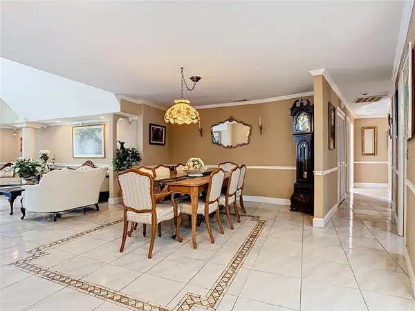 5852 MEDINAH WAY, Orlando, FL 32819