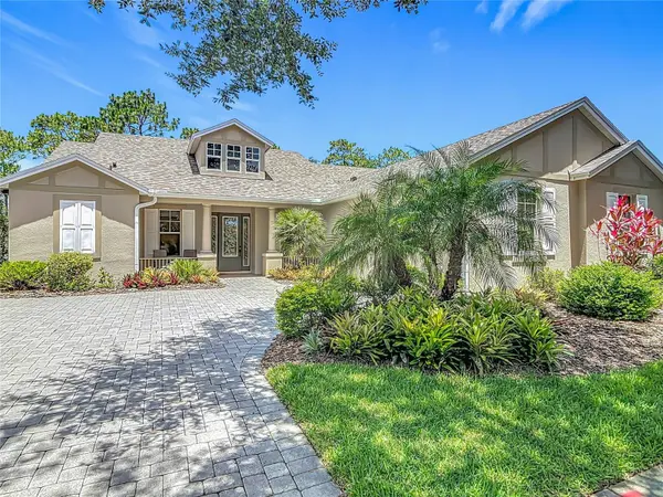 600 GARDEN CLUB DR, Deland, FL 32724