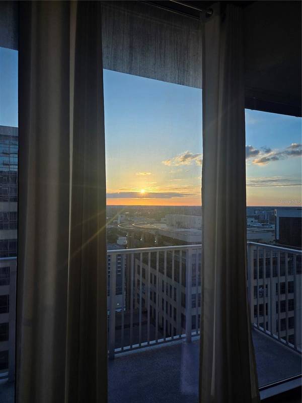155 S COURT AVE #2008, Orlando, FL 32801