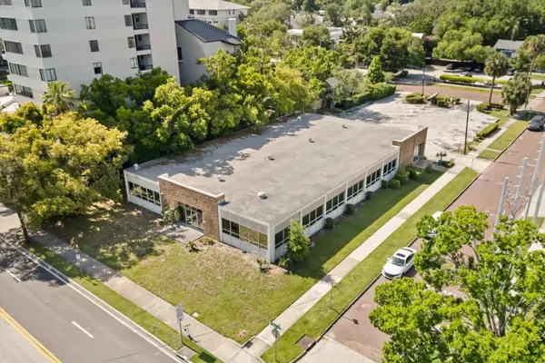 421 E ROBINSON ST, Orlando, FL 32801