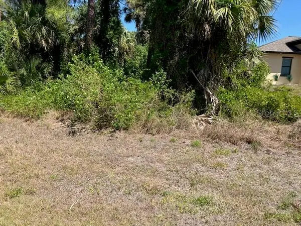 5016 TREASURE LN, Labelle, FL 33935