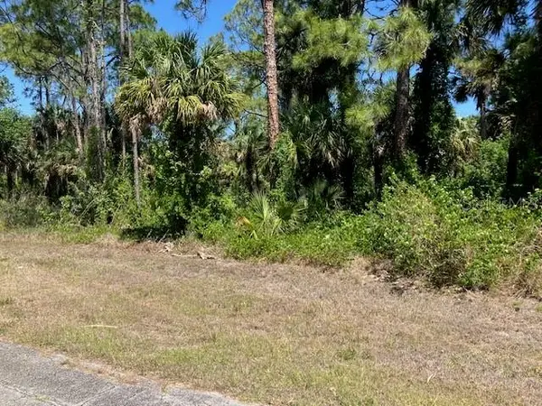 5016 TREASURE LN, Labelle, FL 33935