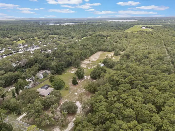 5226 ROUND LAKE RD, Apopka, FL 32712