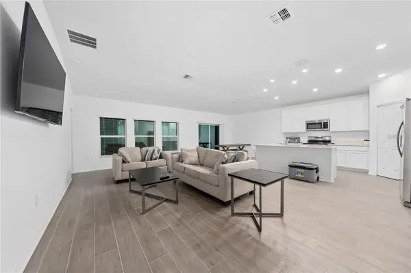 3977 WILLOWBROOK DR, Edgewater, FL 32141