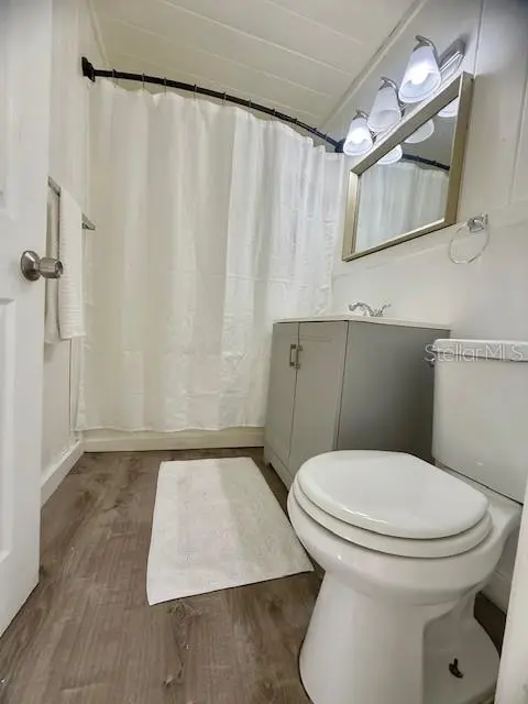 31538 ANDERSON DR, Tavares, FL 32778