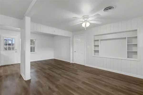 203 E LAKEVIEW AVE, Eustis, FL 32726