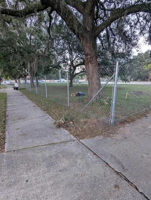 4900 BAYMEADOWS RD, Jacksonville, FL 32217