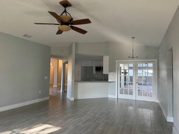 5835 COLONY PLACE DR, Lakeland, FL 33813